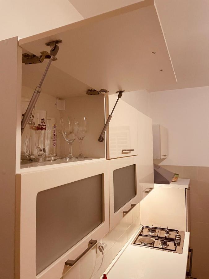 Central Single House With Parking-Top Location! Novalja Exterior foto