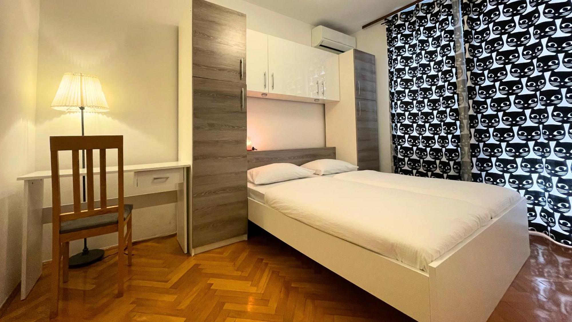 Central Single House With Parking-Top Location! Novalja Exterior foto